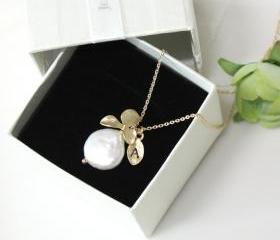 Leaf initial, Orchid Coin pearl necklace ,Personalized necklace, freshwater pearl, mothers day gift