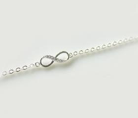 Bridesmaid gifts - Set of 5 - Infinity simple bracelet in silverFrom ElliesButton