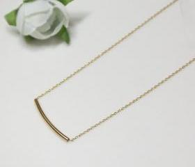 Simple bridesmaid gifts - Set of 5 - Dainty curve necklaceFrom ElliesButton
